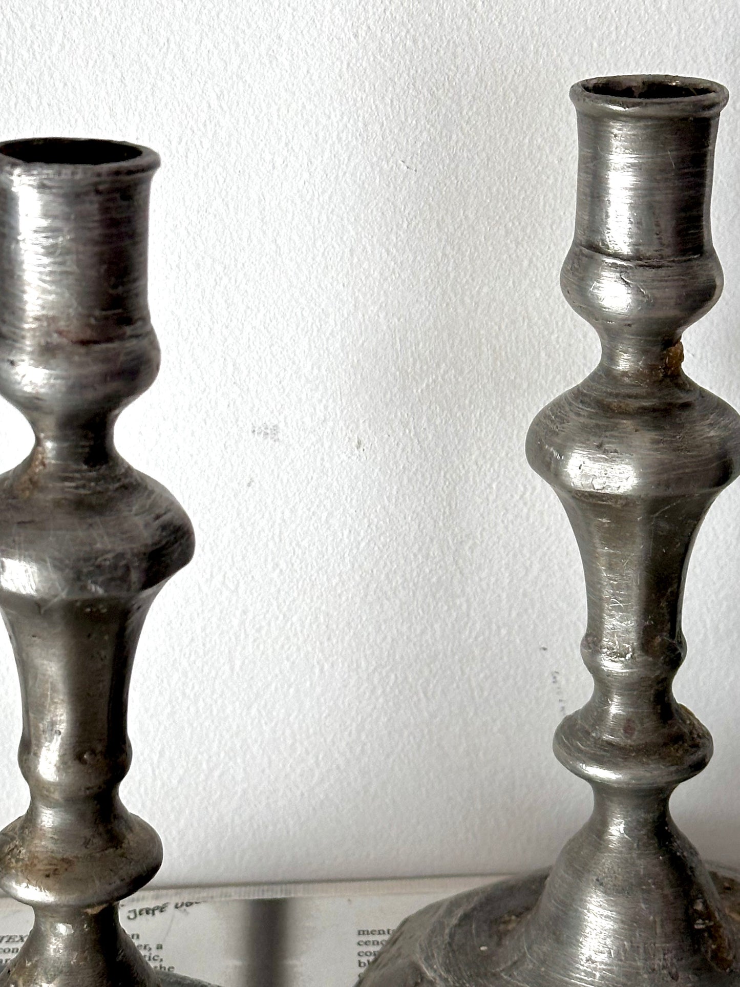 RAW METAL CANDLE HOLDER SET