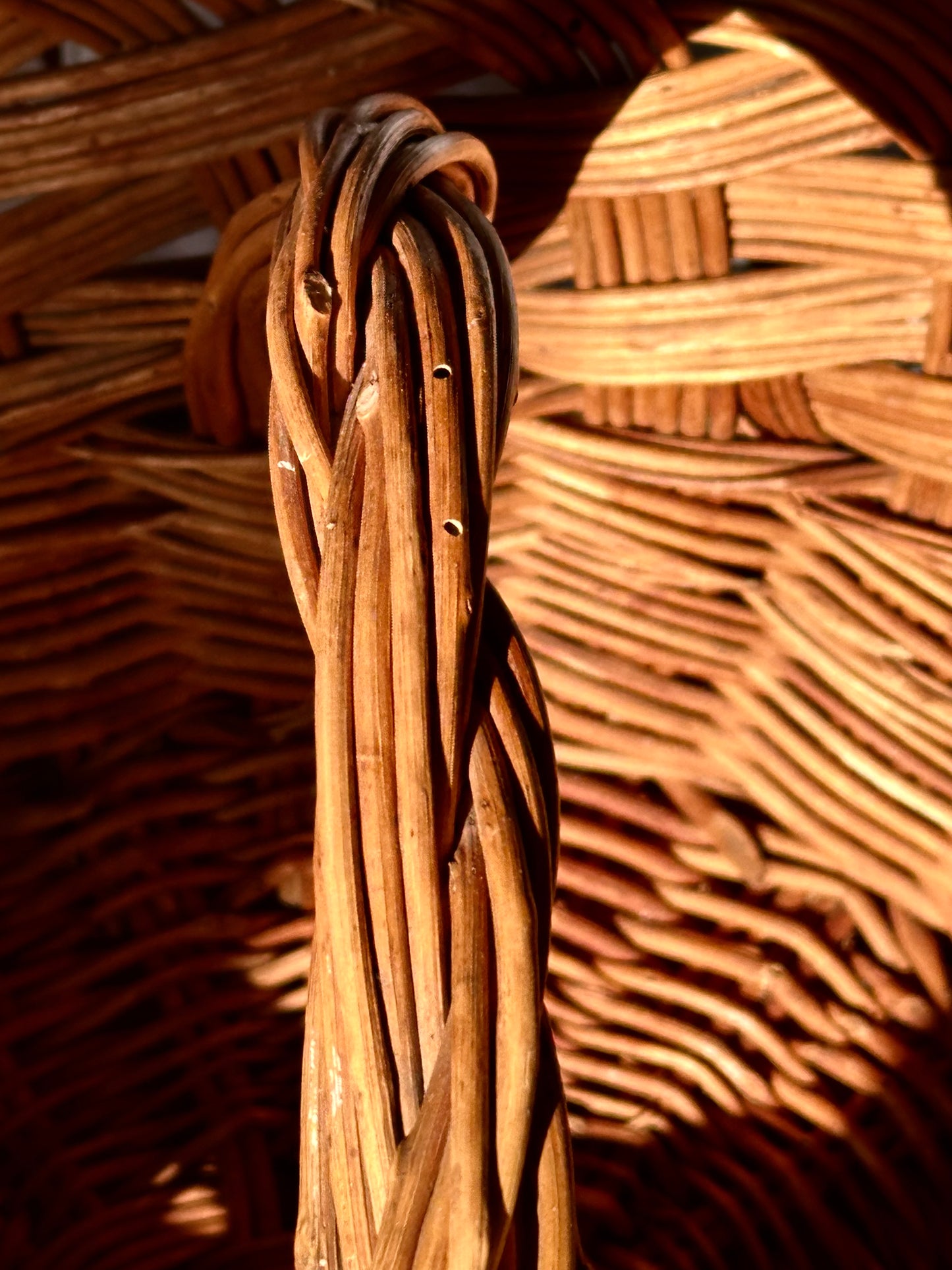 VINTAGE BASKET