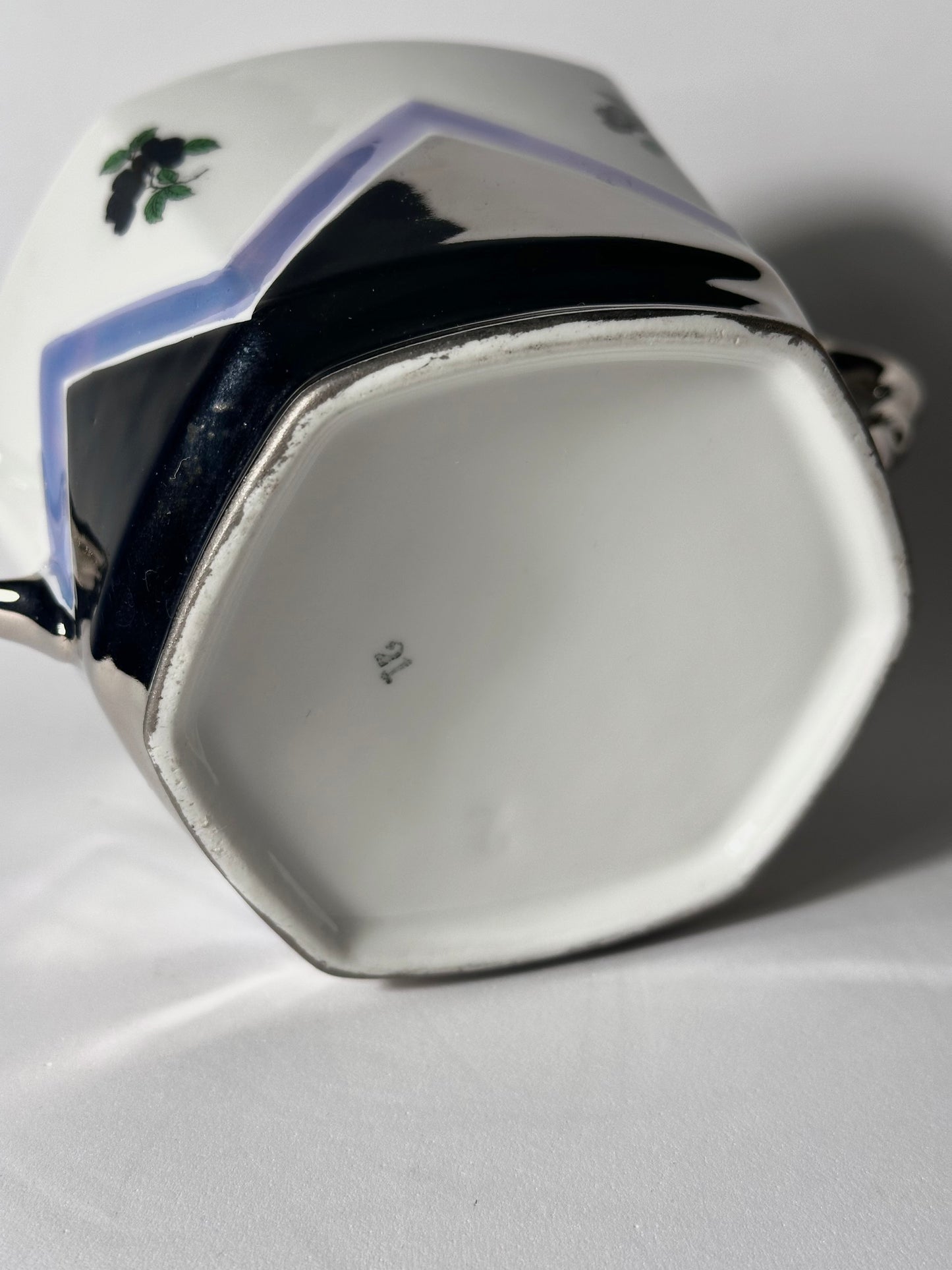 PORCELAIN SUGAR BOWL