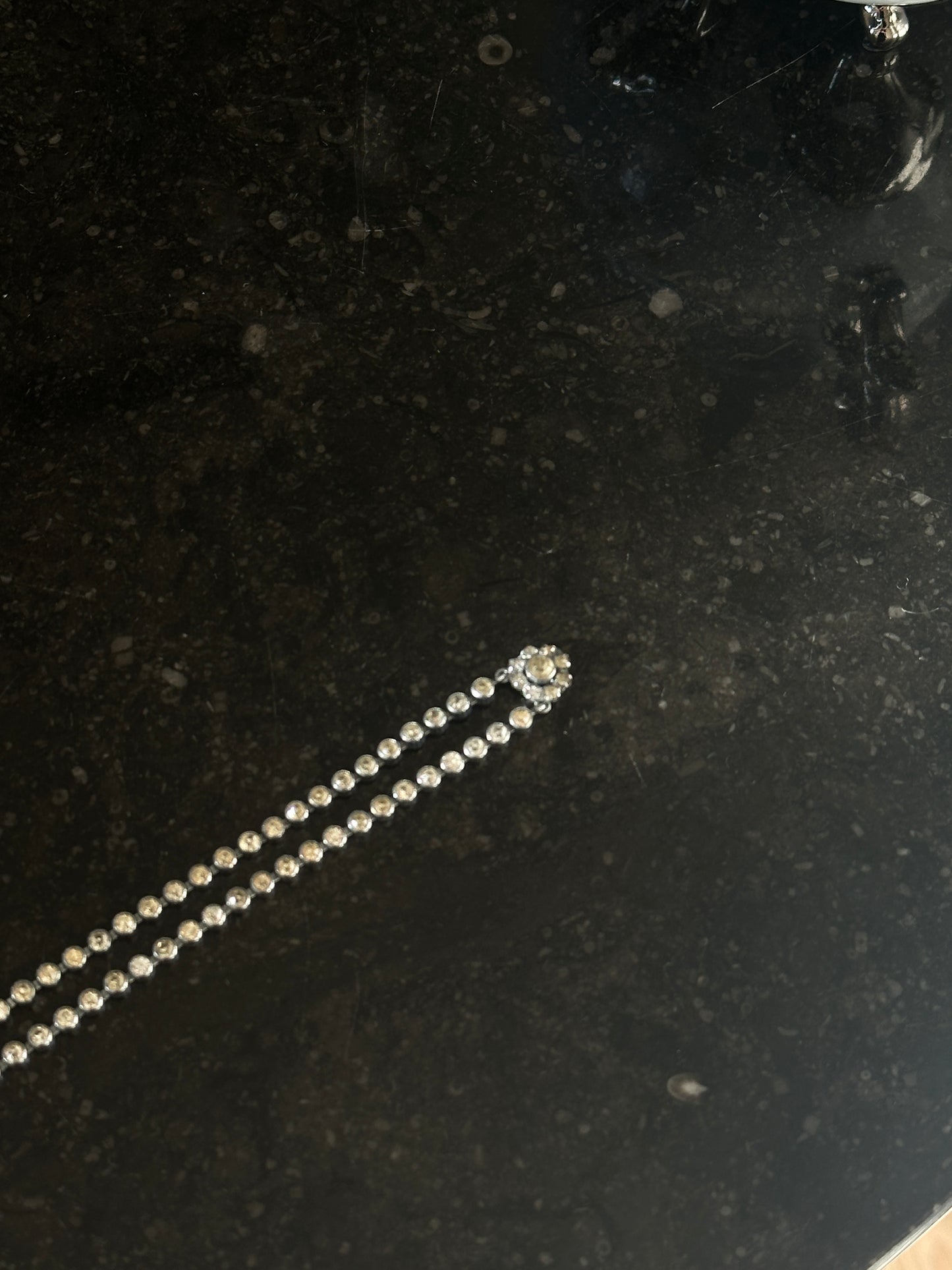 Zirconium Vintage Round Necklace