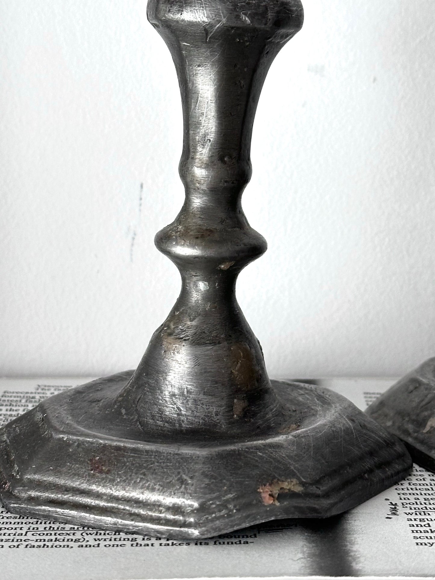 RAW METAL CANDLE HOLDER SET
