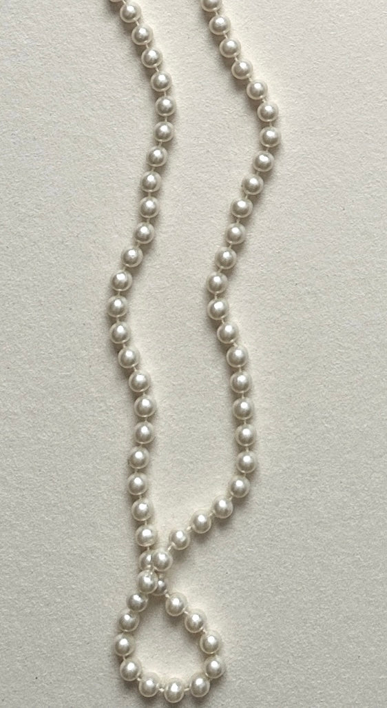 FAUX PEARL NECKLACE