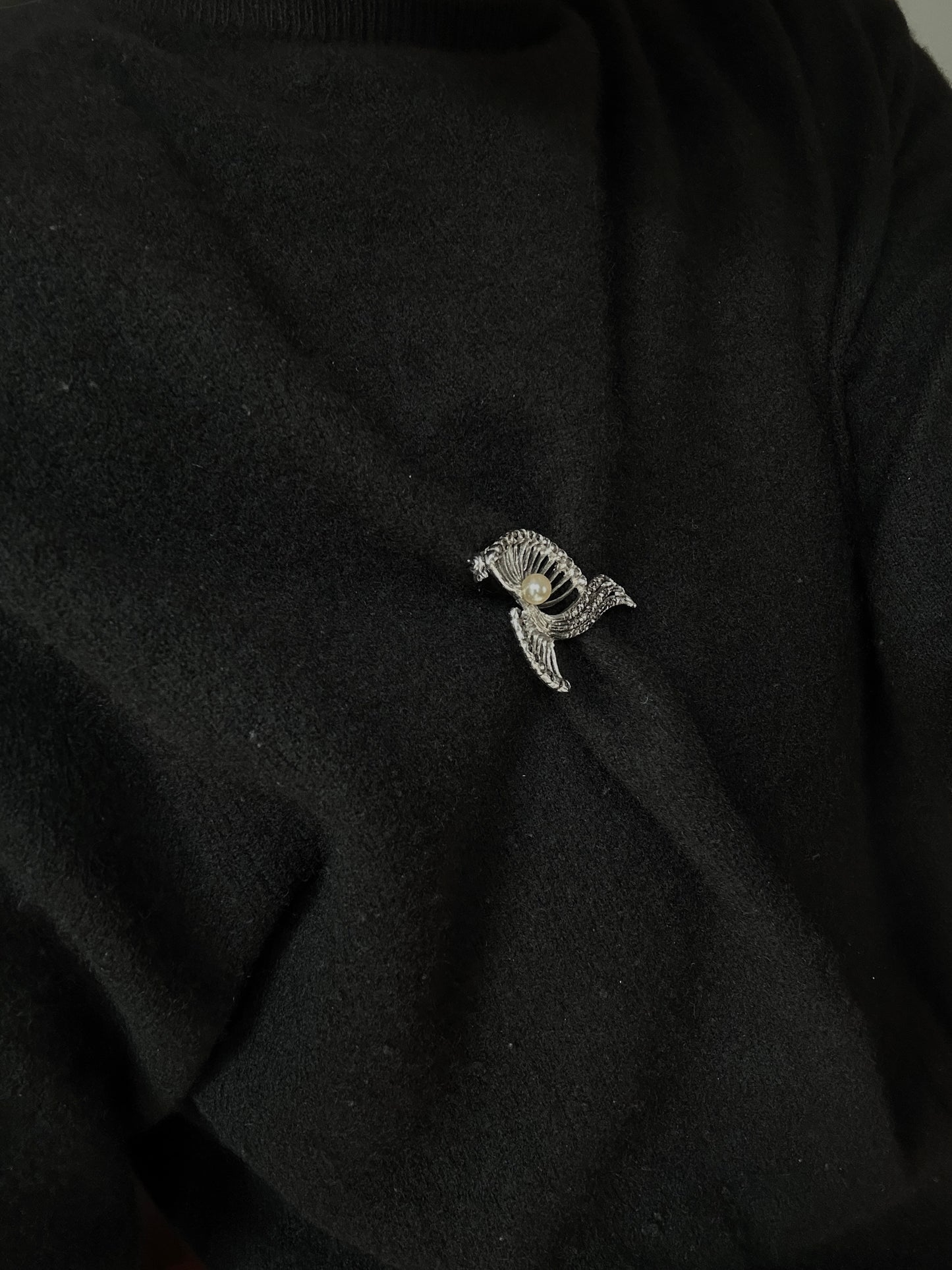 Dragonfly brooch