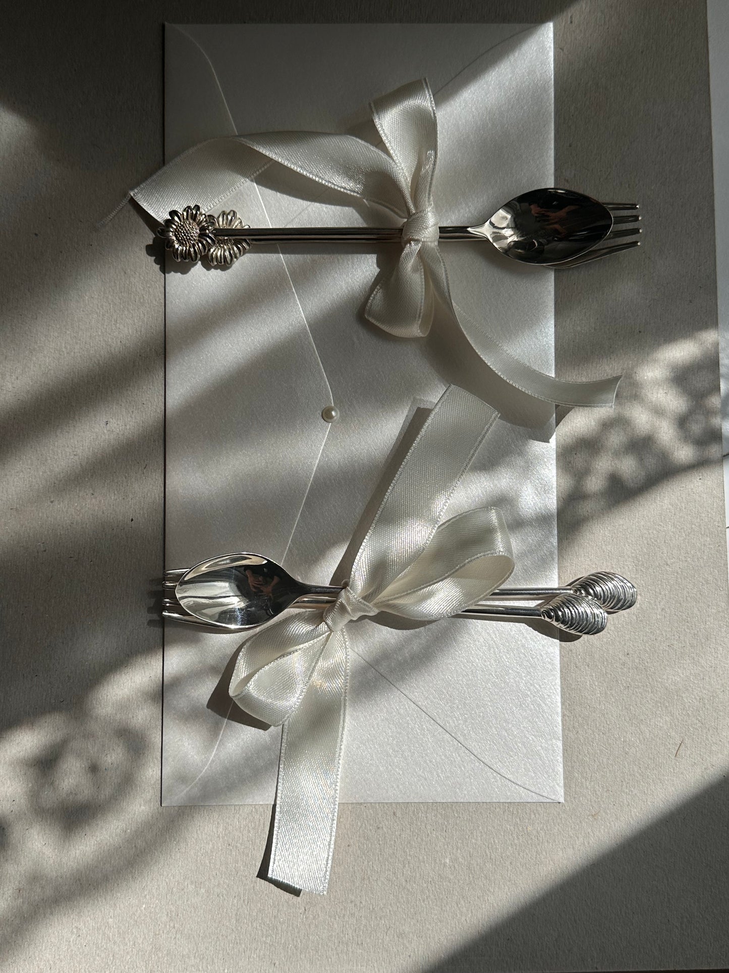 DESSERT CUTLERY SET