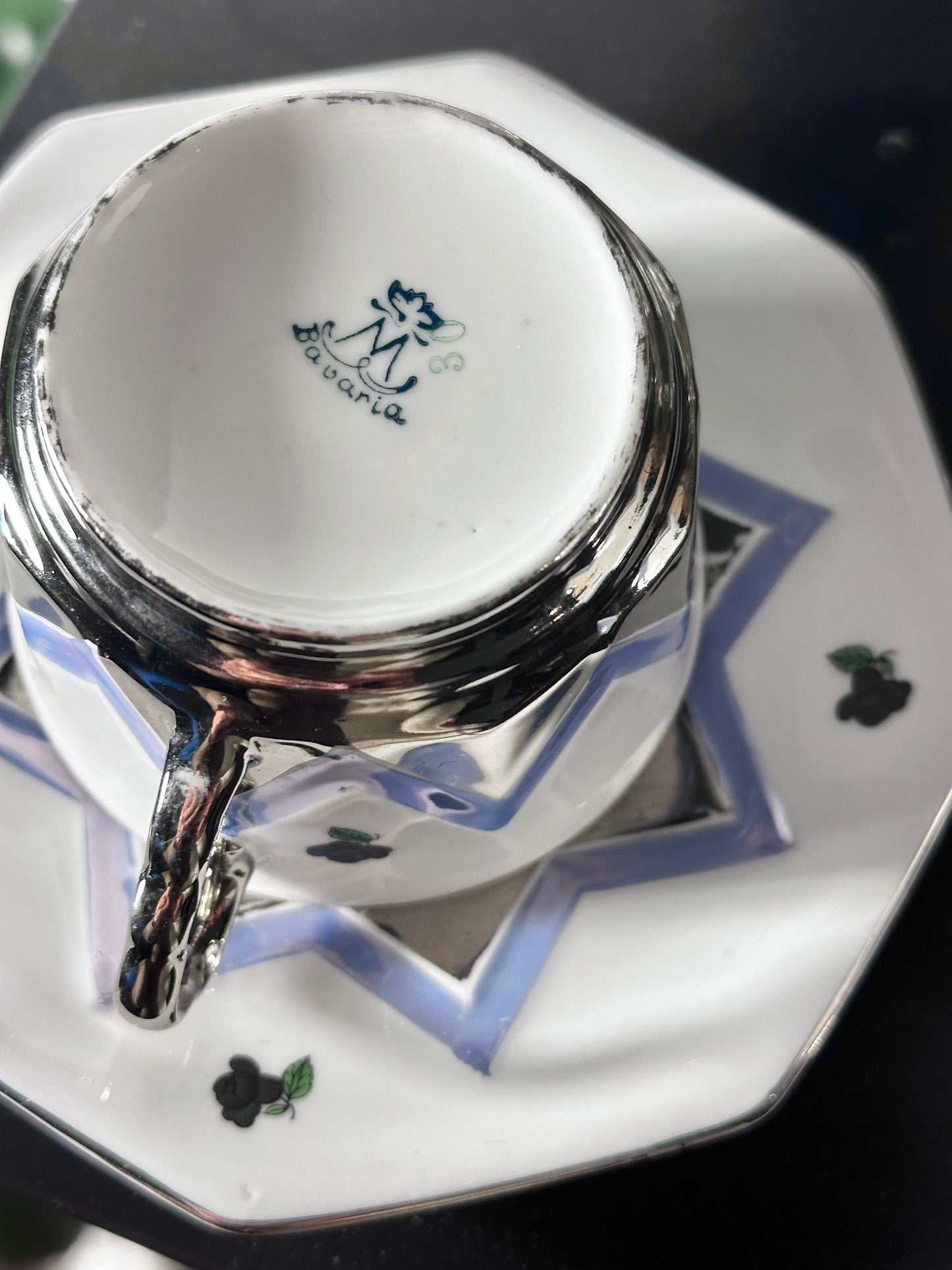 PORCELAIN CUP WITH PLATE