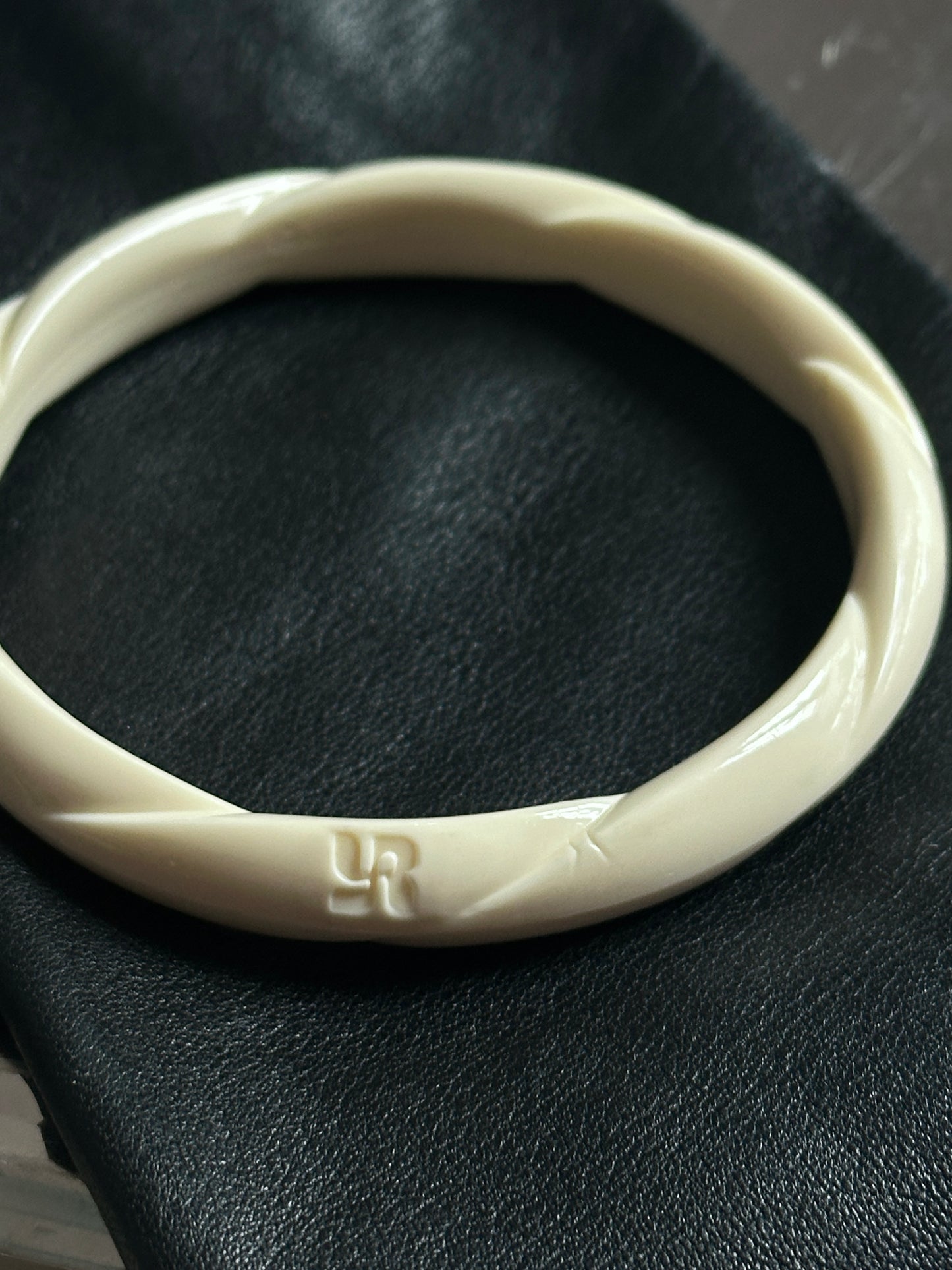 Ivory Vintage Bangle