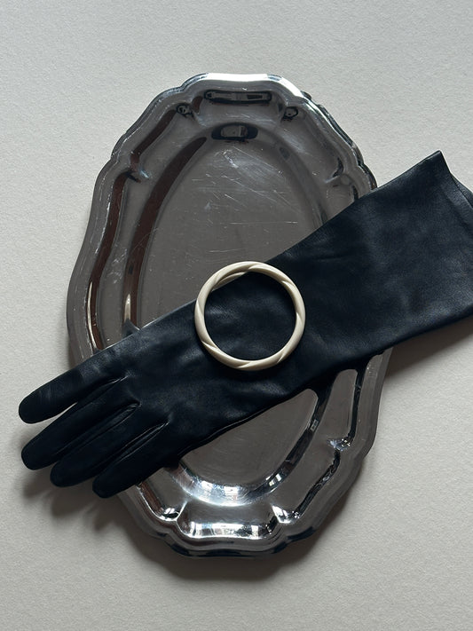Ivory Vintage Bangle