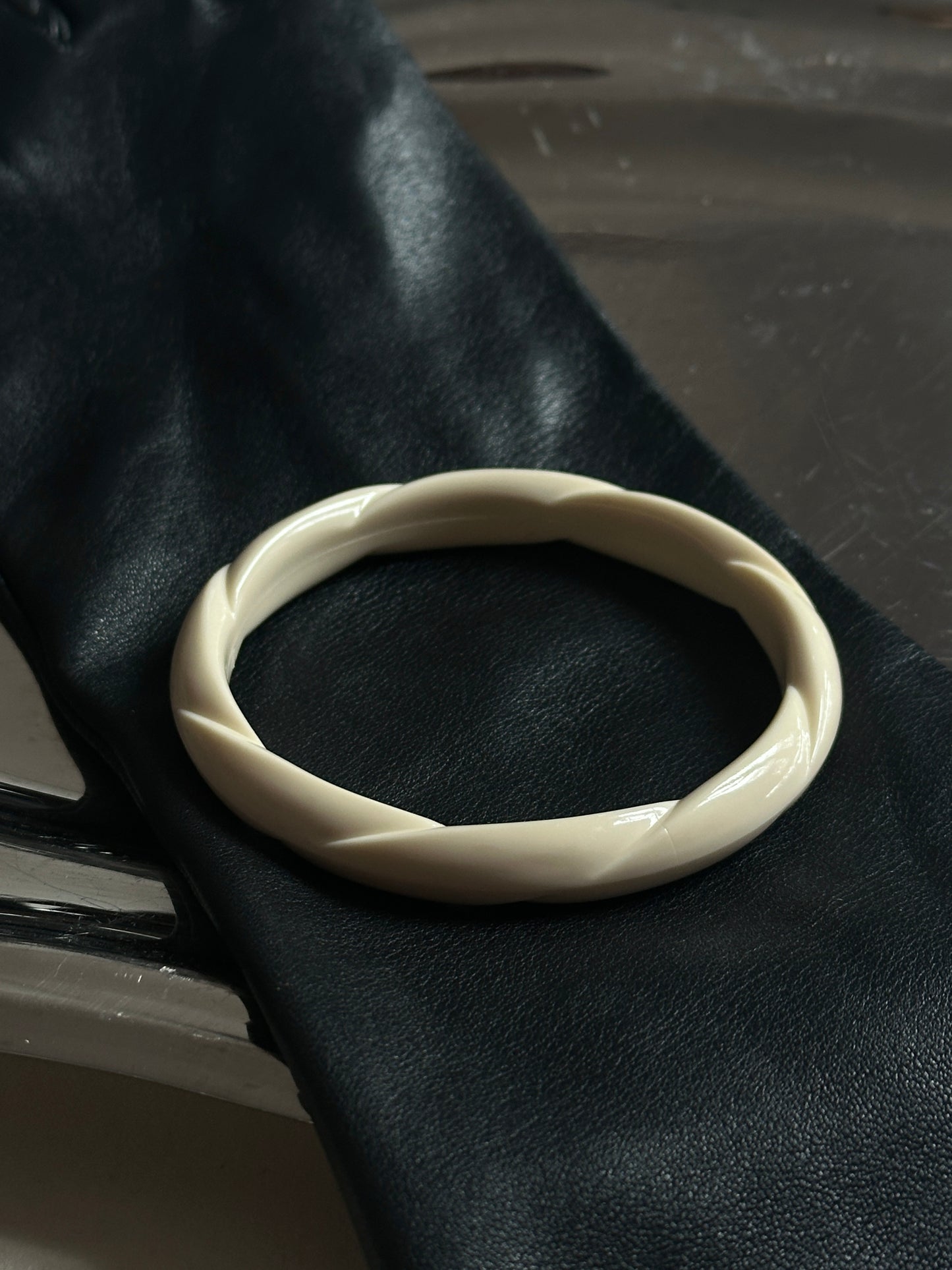 Ivory Vintage Bangle