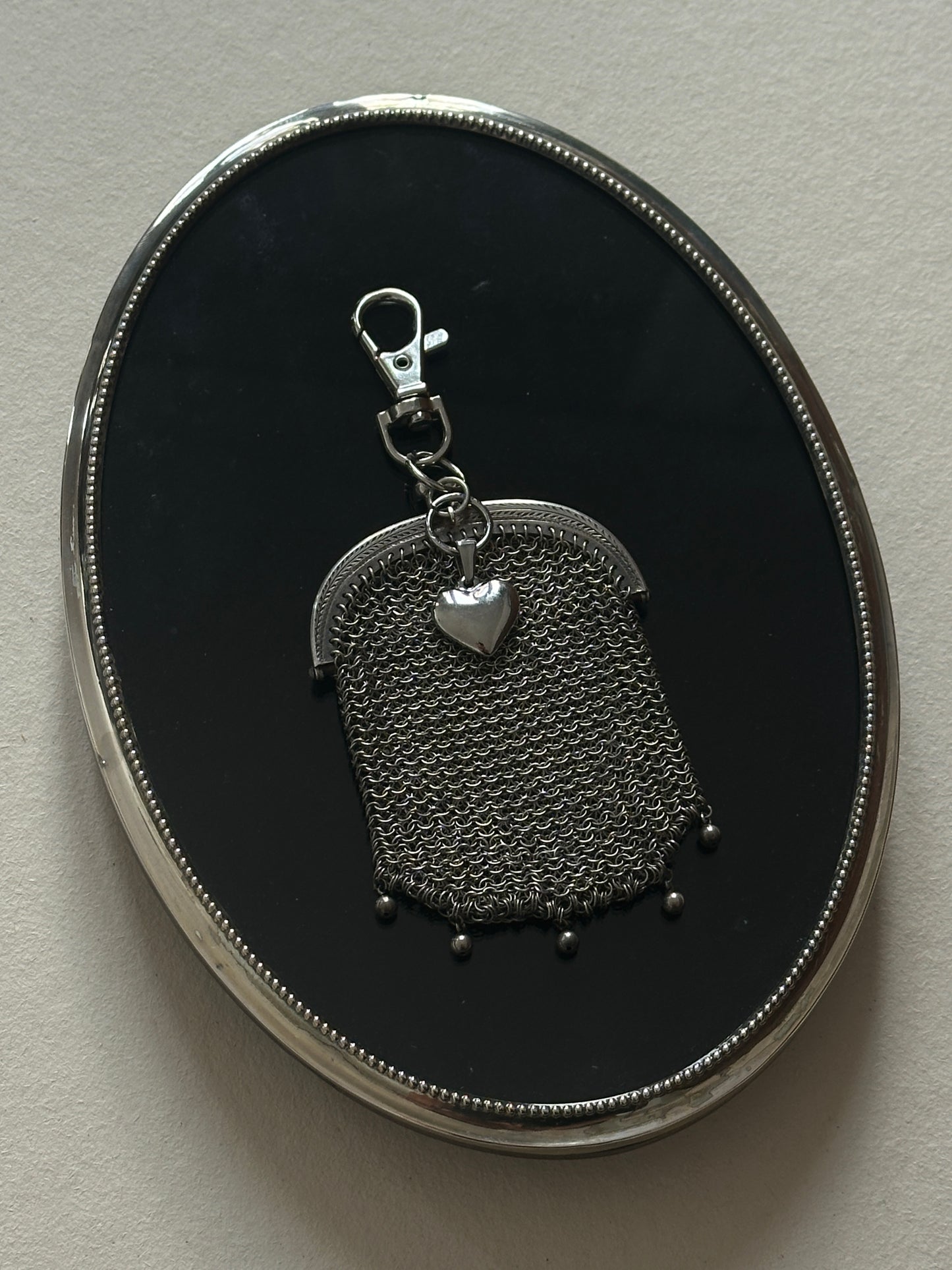 Aumônière Keychain