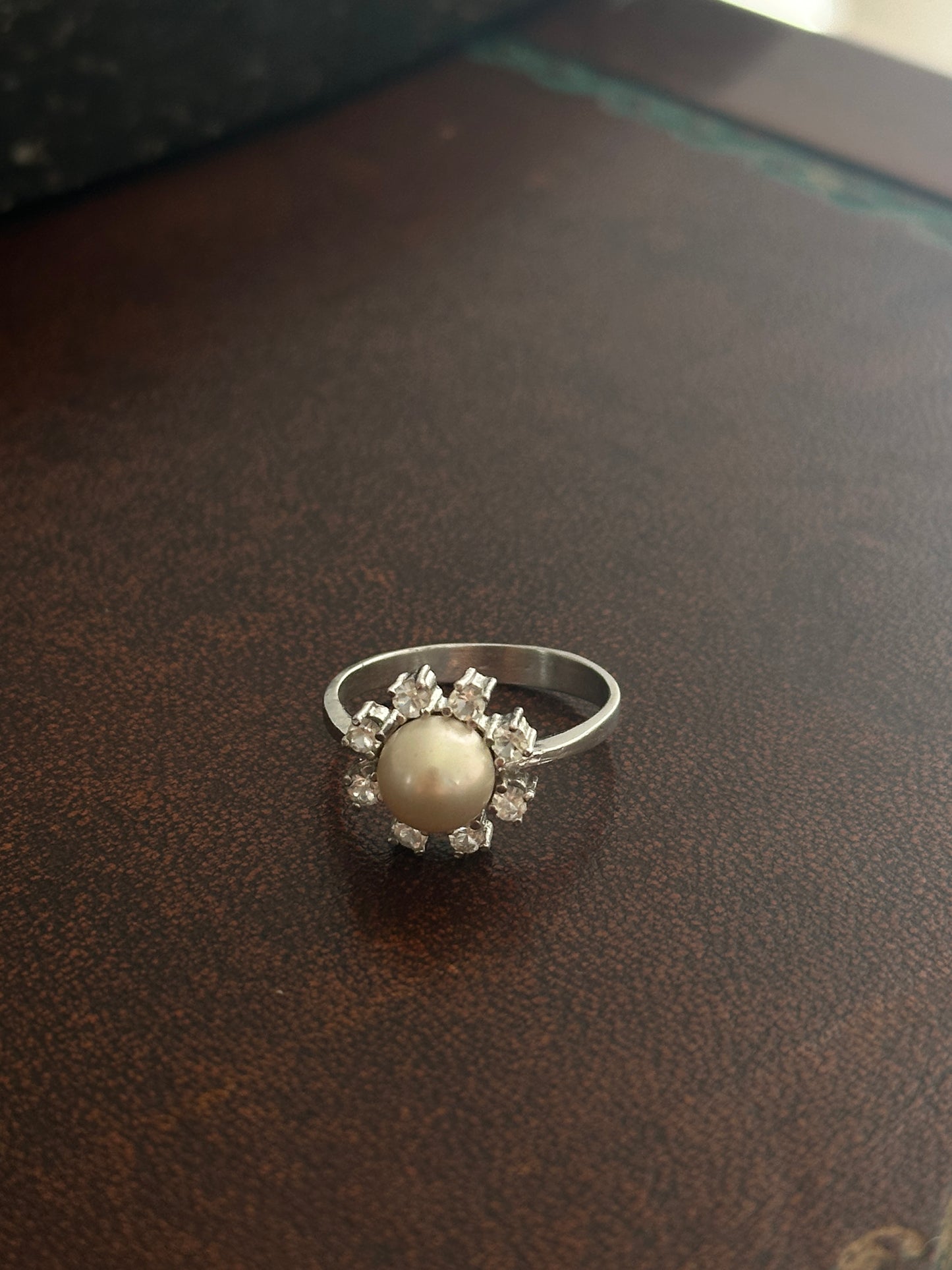 Flower Pearl Ring