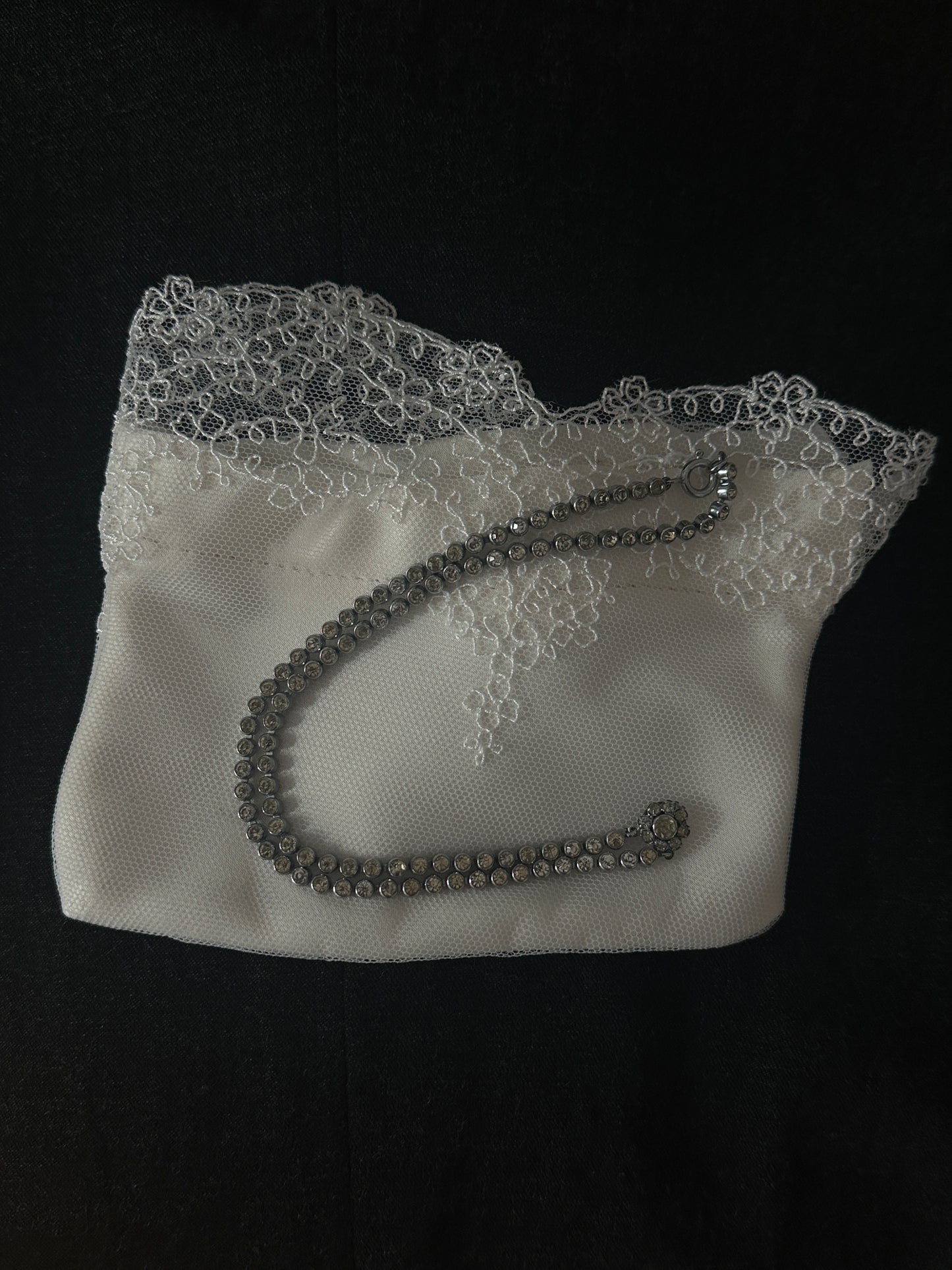 Zirconium Vintage Round Necklace