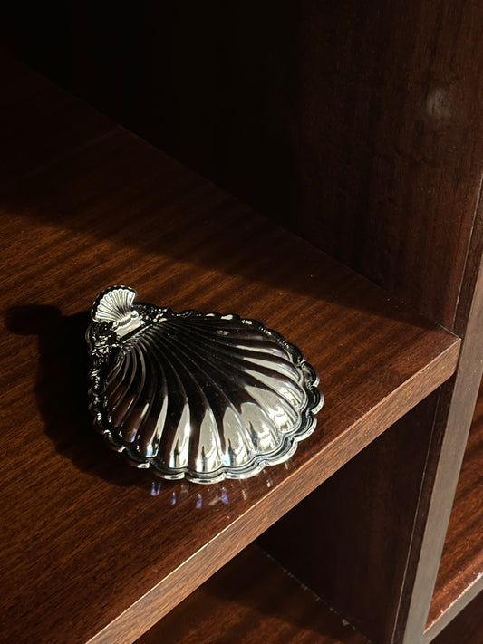 Shell Treasure Holder