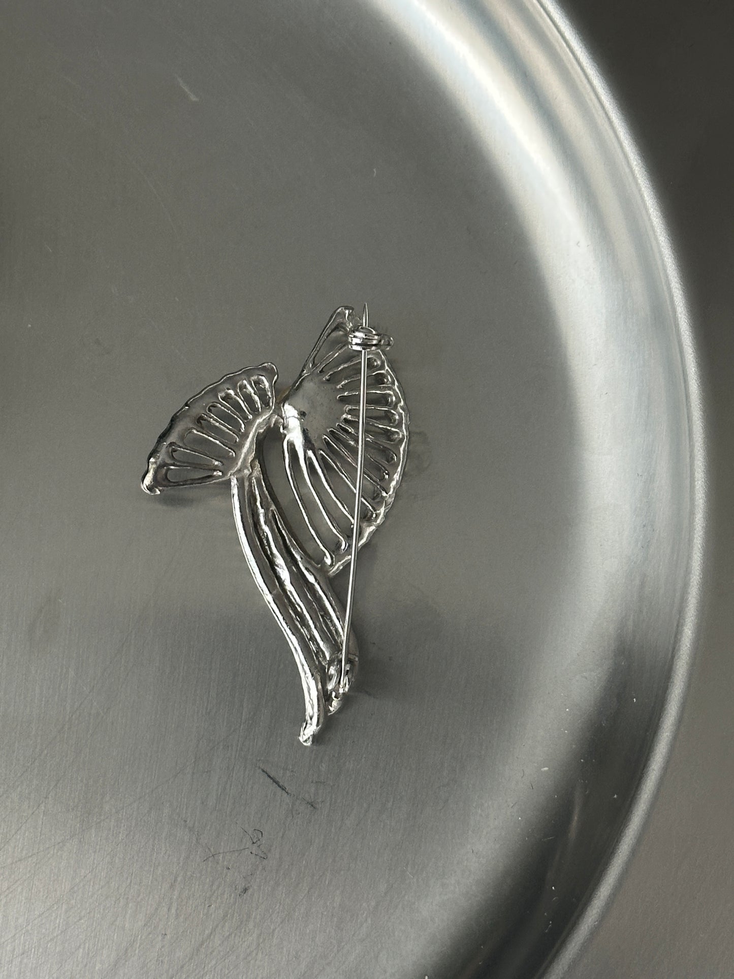 Dragonfly brooch