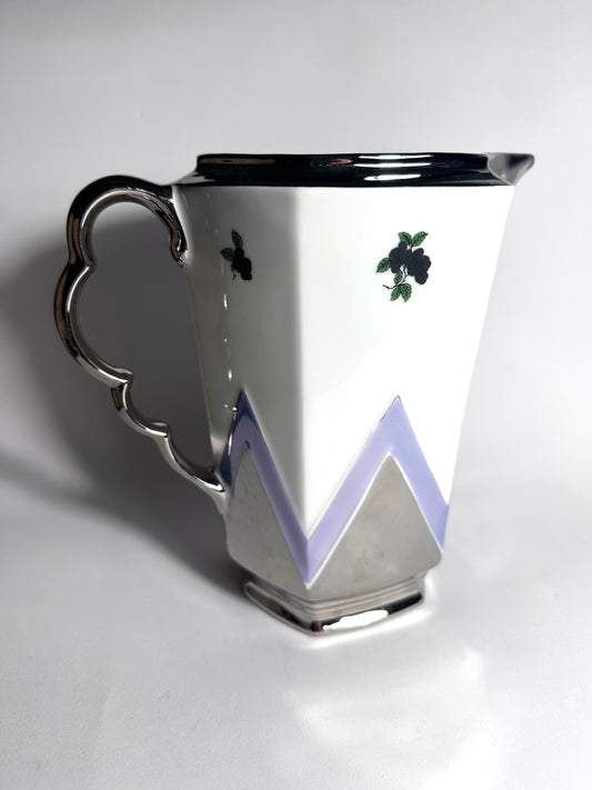PORCELAIN JAR