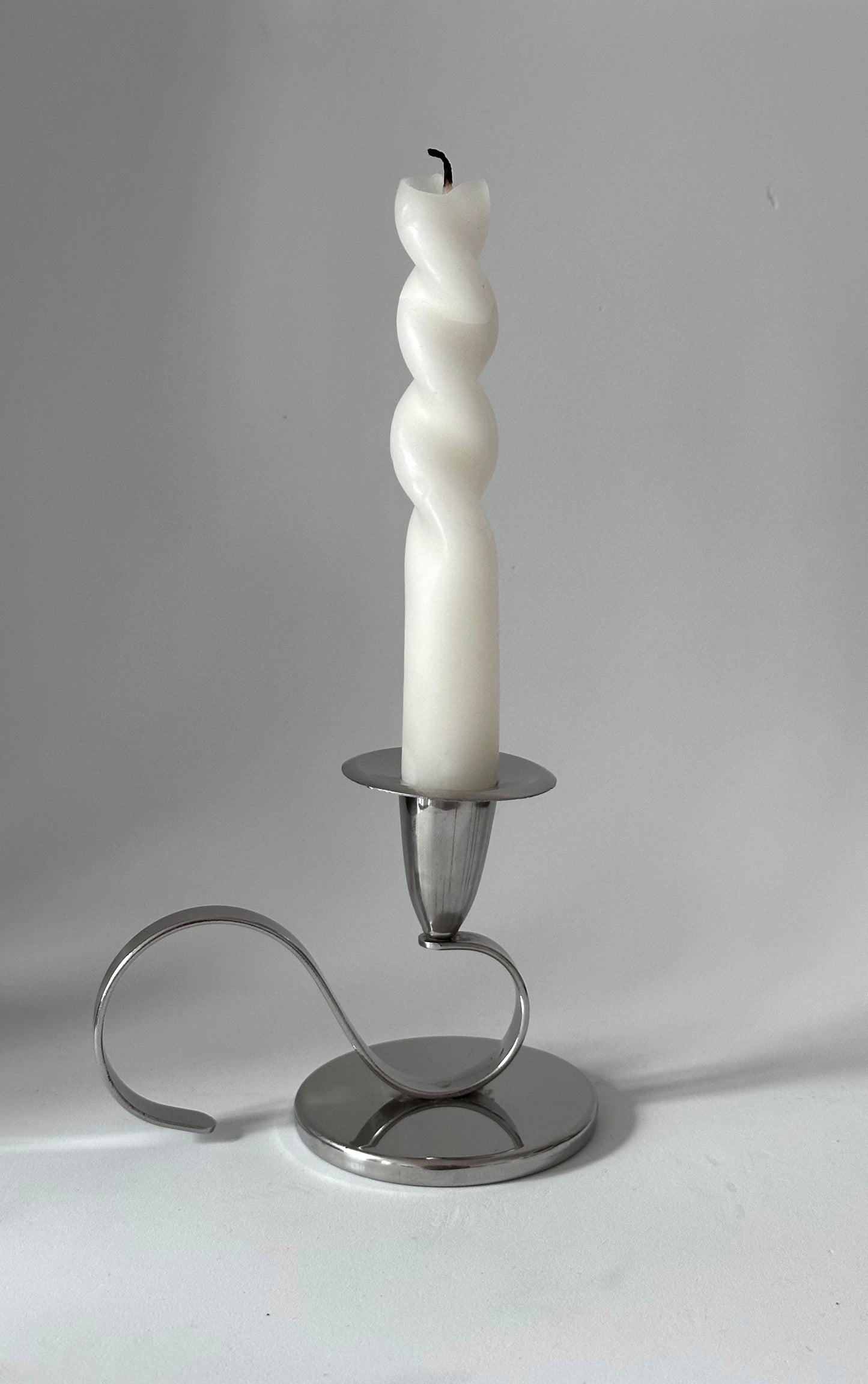 METALLIC CANDLE HOLDER