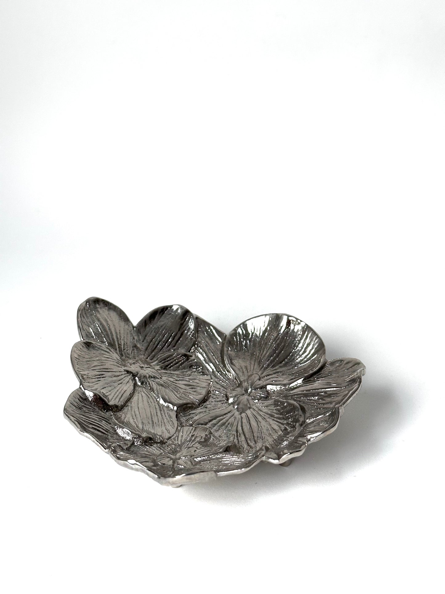 METALLIC FLOWER TRAY