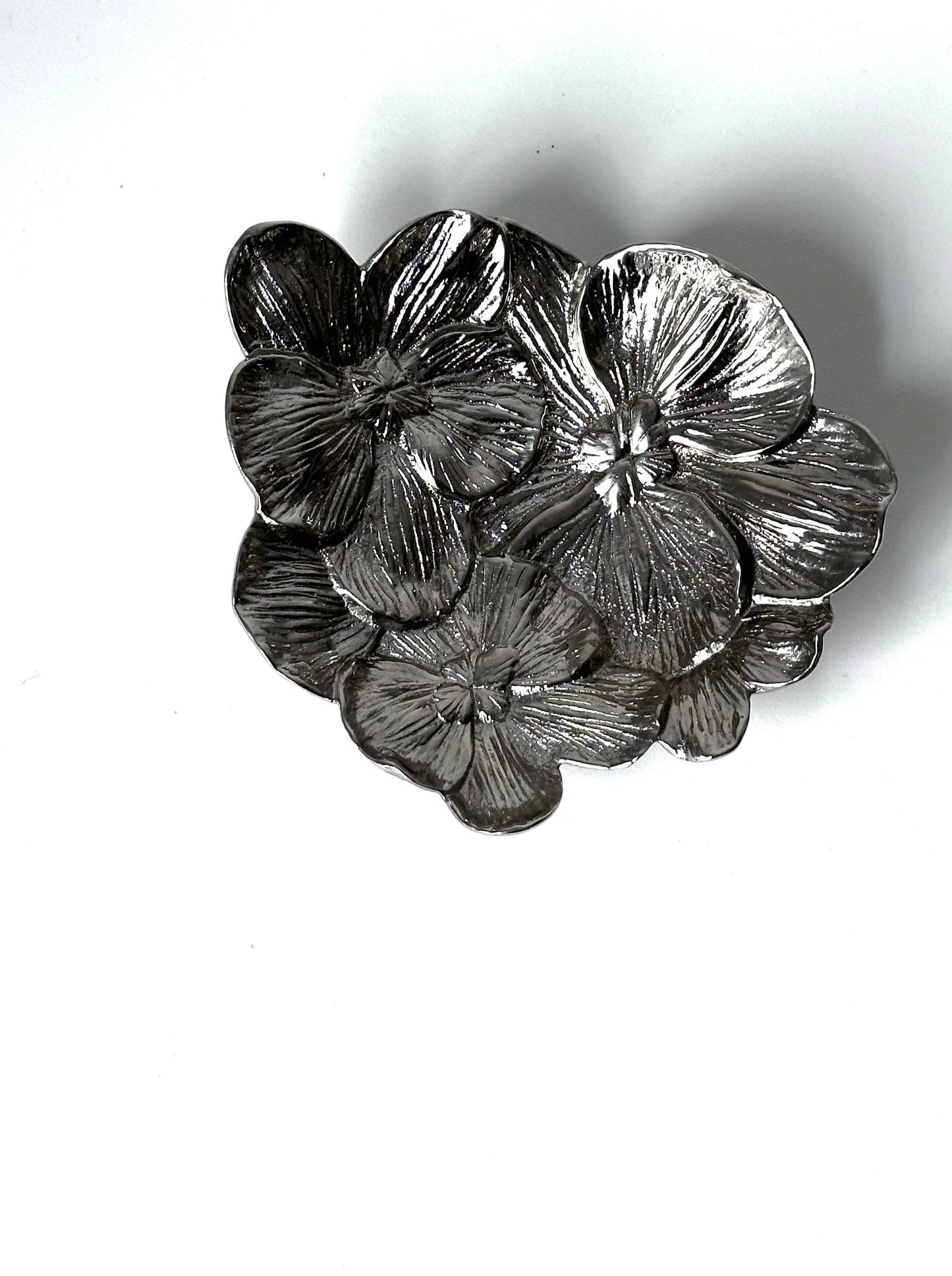 METALLIC FLOWER TRAY